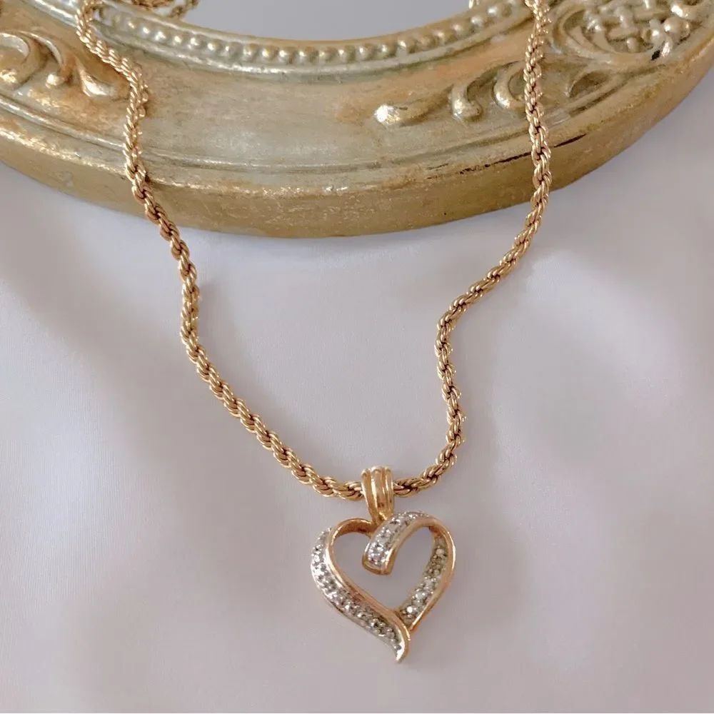 PAG Gold Tone Rhinestone Heart Necklace